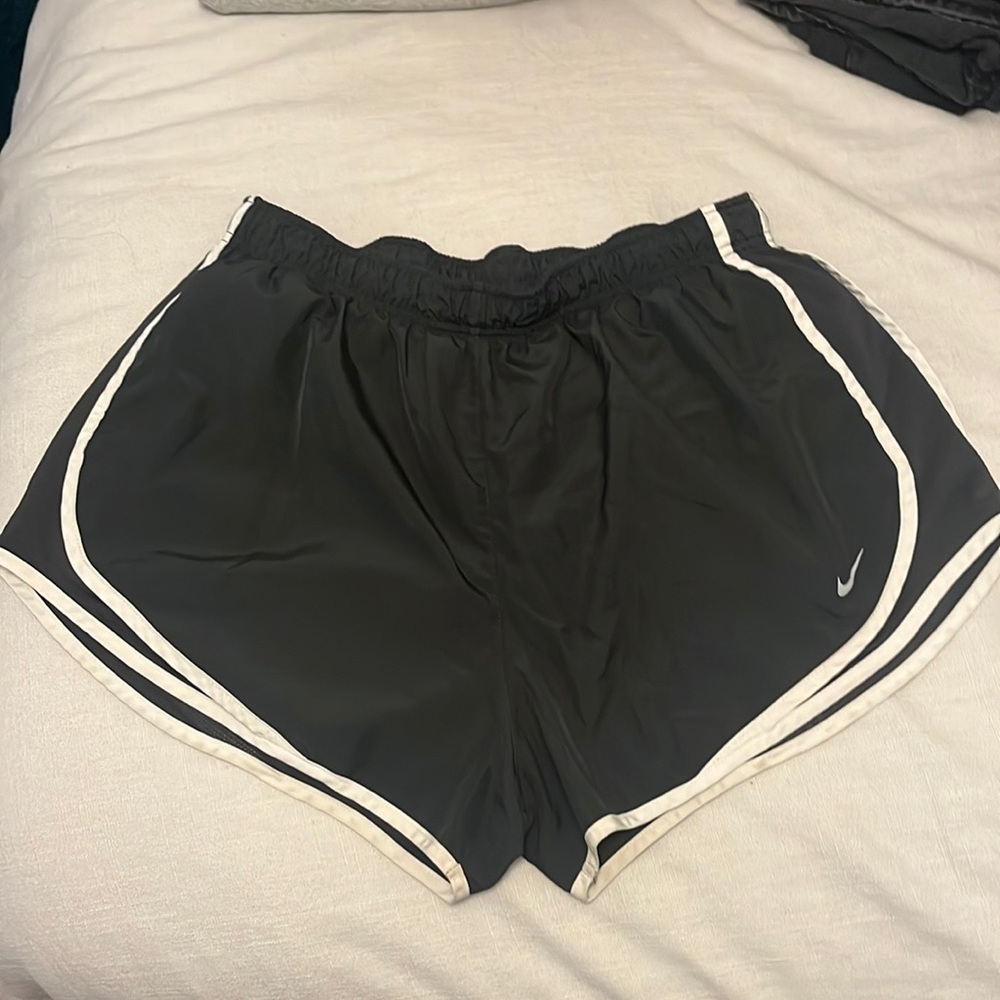 Nike women’s running shorts